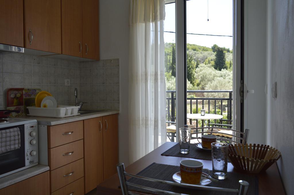Despoina Rooms Tsoukaladhes Luaran gambar